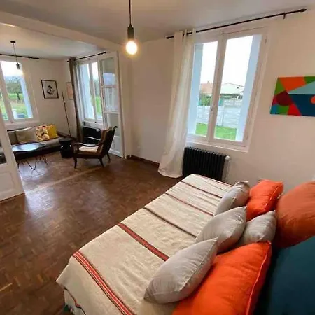 10 Holiday home *